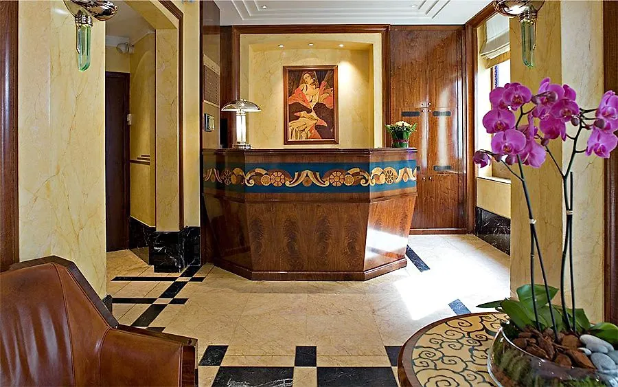 Opéra Richepanse 4* París